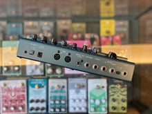 Load image into Gallery viewer, YAMAHA UD-Stomp Modulation Delay