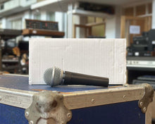 Load image into Gallery viewer, Shure SM58