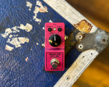 Load image into Gallery viewer, Ibanez Analog Delay Mini