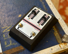 Load image into Gallery viewer, Ibanez Standard Fuzz