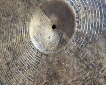 Load image into Gallery viewer, Istanbul 24" Agop Signature Ride w/ Xtreme Cymbal Bag