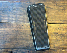 Load image into Gallery viewer, Jen Cry Baby Wah - Model 310.001(250.046)