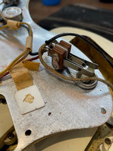 Load image into Gallery viewer, 1962 Pre-L Series Fender Jazzmaster - Olympic White (Refin)