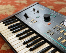 Load image into Gallery viewer, KAWAI SX-240 8-Voice Polyphonic Programmable Synthesizer
