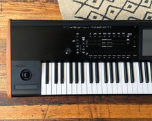 Load image into Gallery viewer, KORG Kronos 2 88 Key Music Workstation