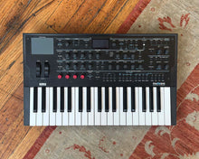 Load image into Gallery viewer, KORG Modwave Wavetable Synthesizer