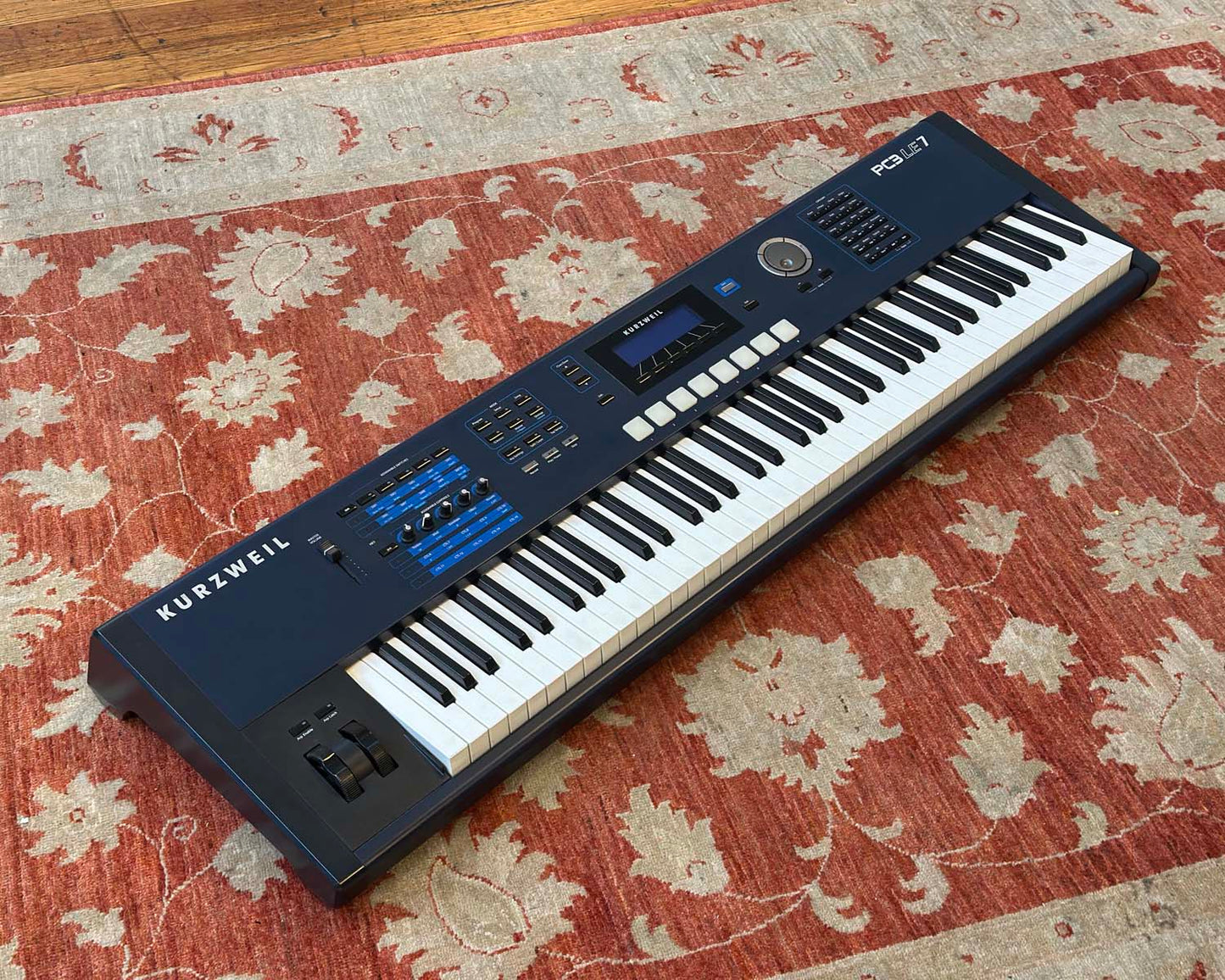 Kurzweil PC3LE7 Workstation