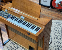 Load image into Gallery viewer, Lincoln Chordmaster