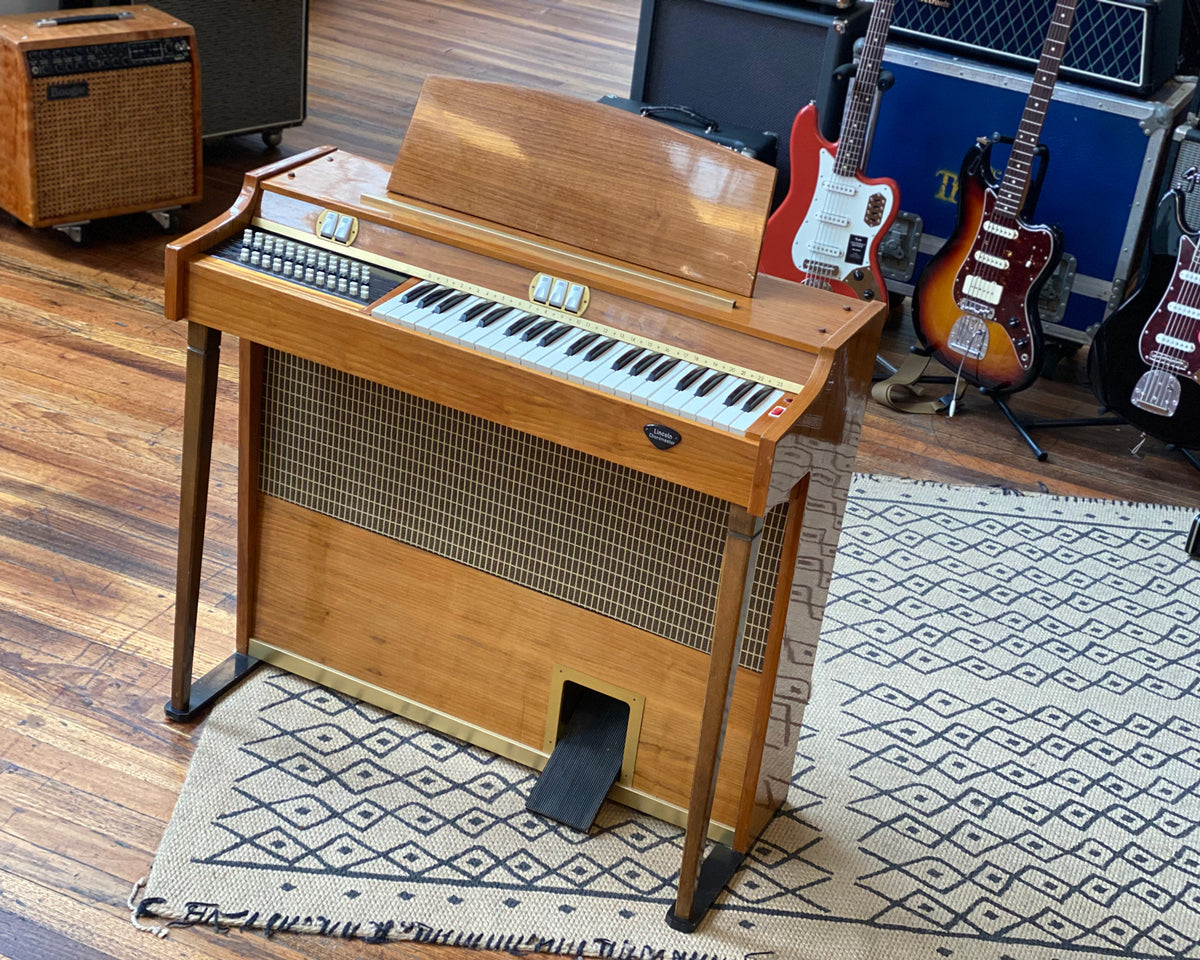 Lincoln Chordmaster Found Sound