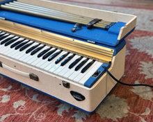 Load image into Gallery viewer, Lincoln Reed Organ