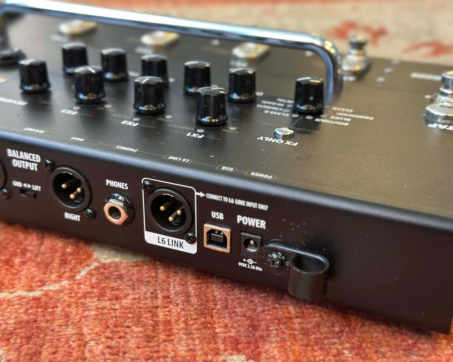 Line 6 POD HD300 Guitar Multi Effects Processor Pedal
