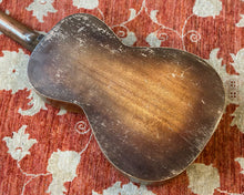 Load image into Gallery viewer, Vintage Lyre Brand Parlour Guitar