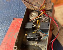 Load image into Gallery viewer, Vintage 1978 MXR Dyna Comp - Op Amp-based Compressor Pedal