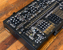 Load image into Gallery viewer, Make Noise Black & Gold Shared System Plus