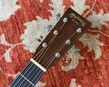 Load image into Gallery viewer, Martin 00-15M Mahogany w/ OSSC