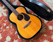 Load image into Gallery viewer, 1966 Martin 000-18 w/ Hard Case