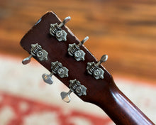 Load image into Gallery viewer, 1966 Martin 000-18 w/ Hard Case