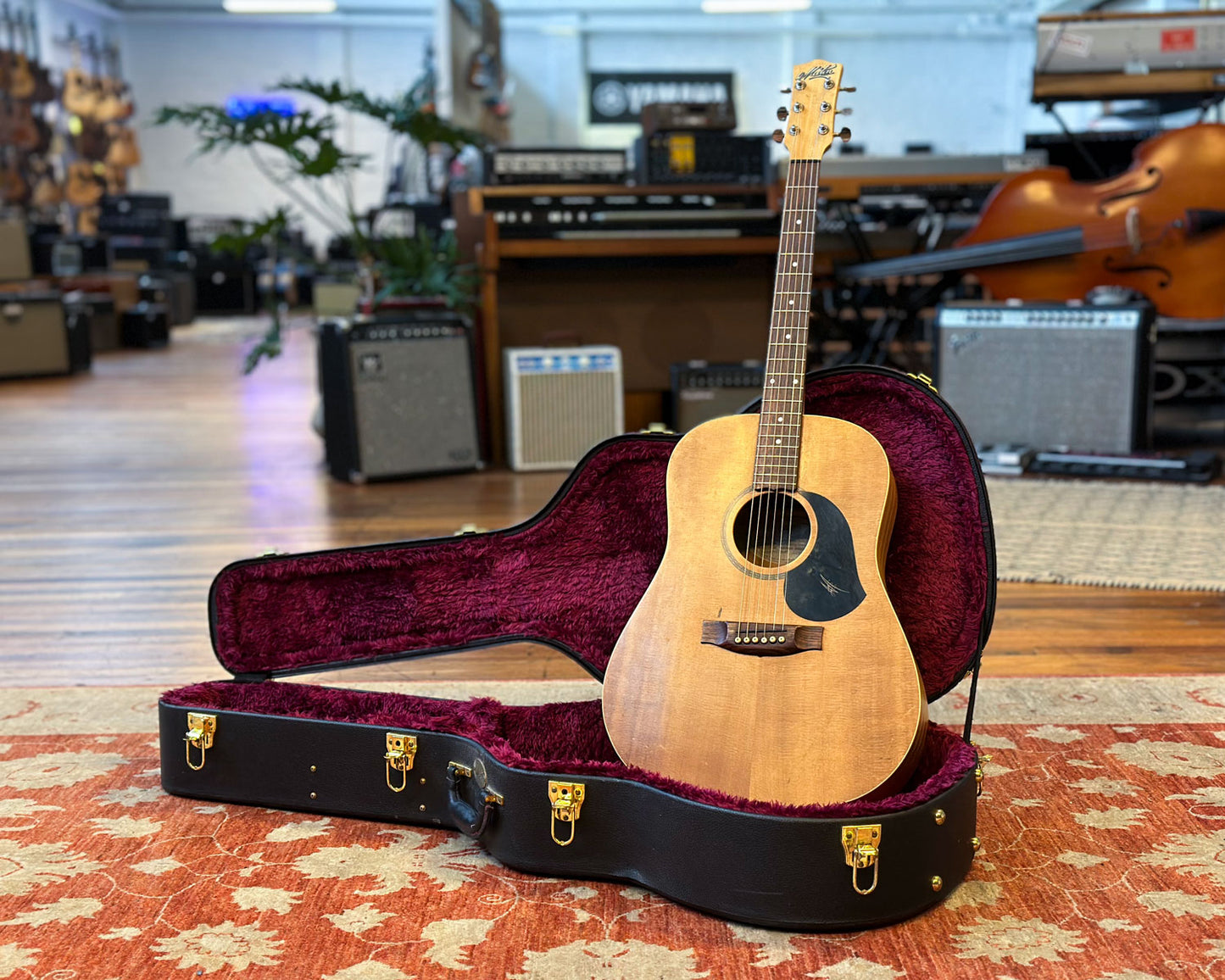 Maton M225 'Natural Series' Dreadnought w/ OHSC