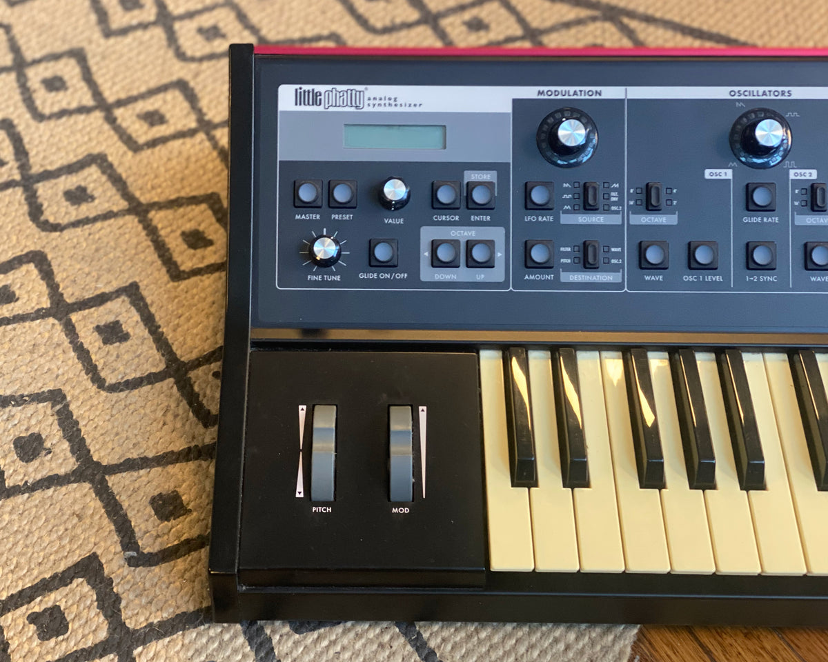 C041A016○MOOG モーグ Little Phatty Tribute Edition アナログシンセサイザー｜キーボード、シンセサイザー
