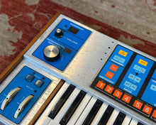 Load image into Gallery viewer, Moog The Source Monophonic Analogue Synthesizer