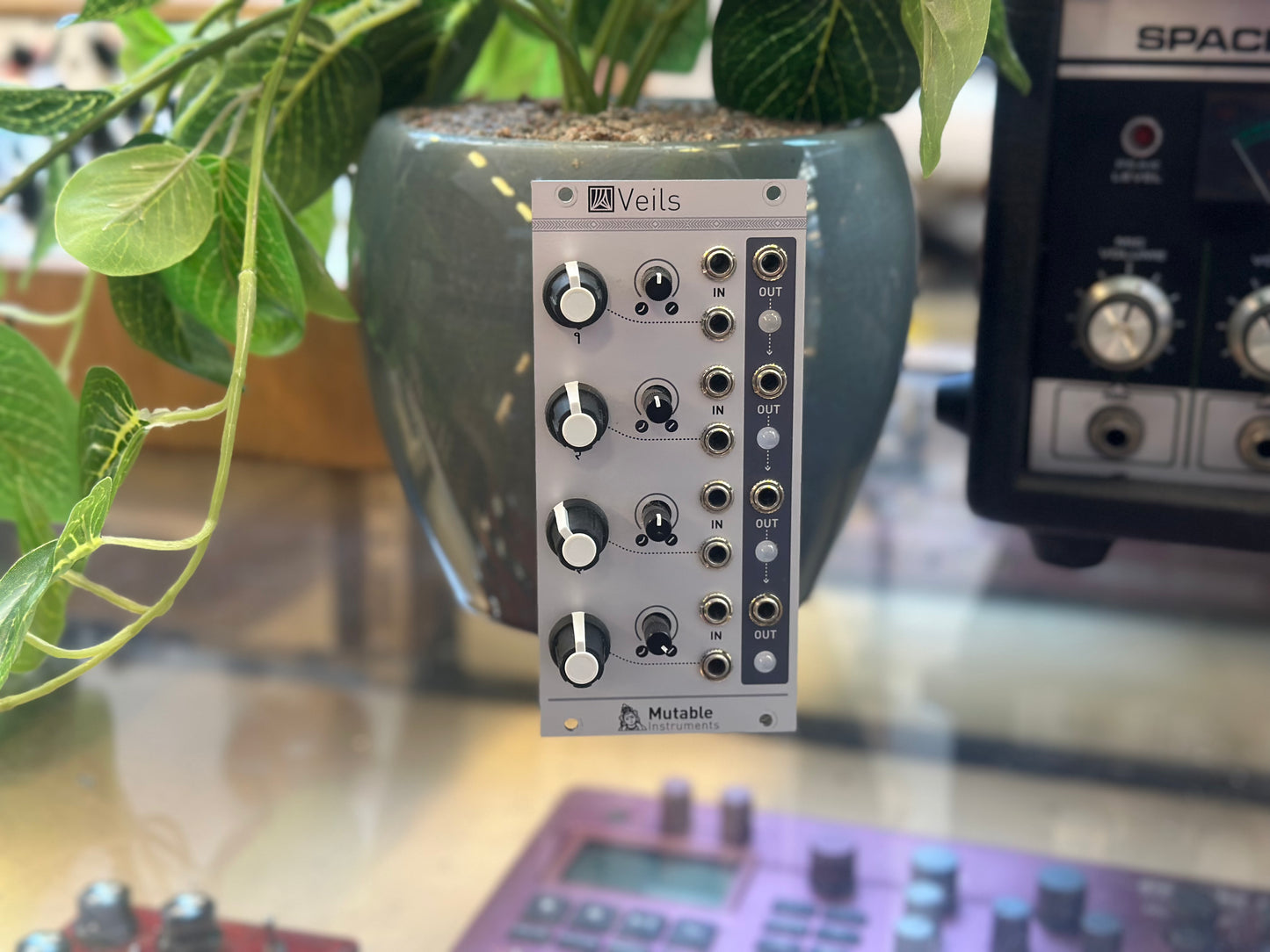 Mutable Instruments Veils V1 Quad VCA Eurorack Module
