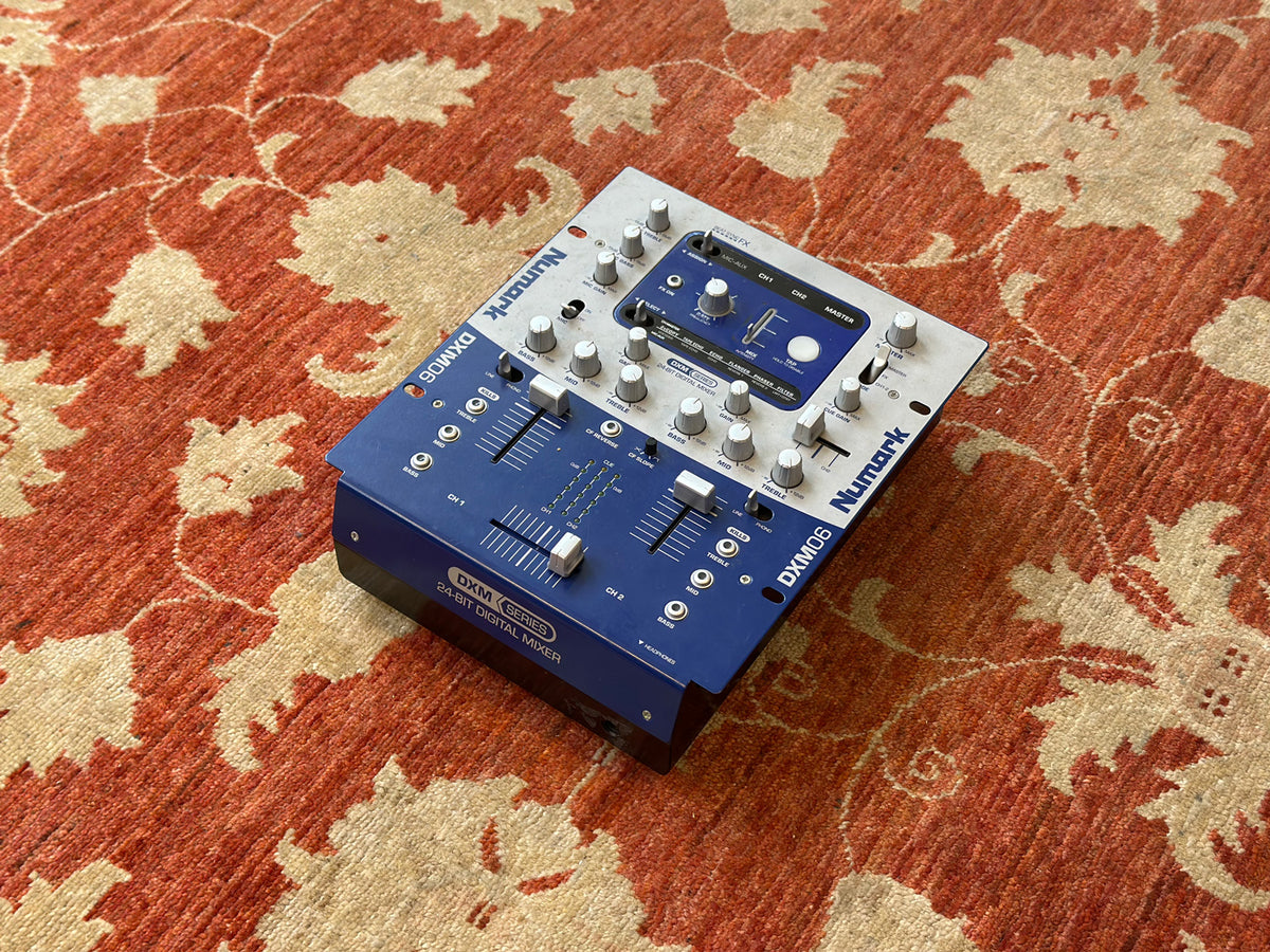 Numark DXM06 DJミキサー ヨドバシ.com - NUMARK ニュマーク 2ch DJミキサー DXM06 通販