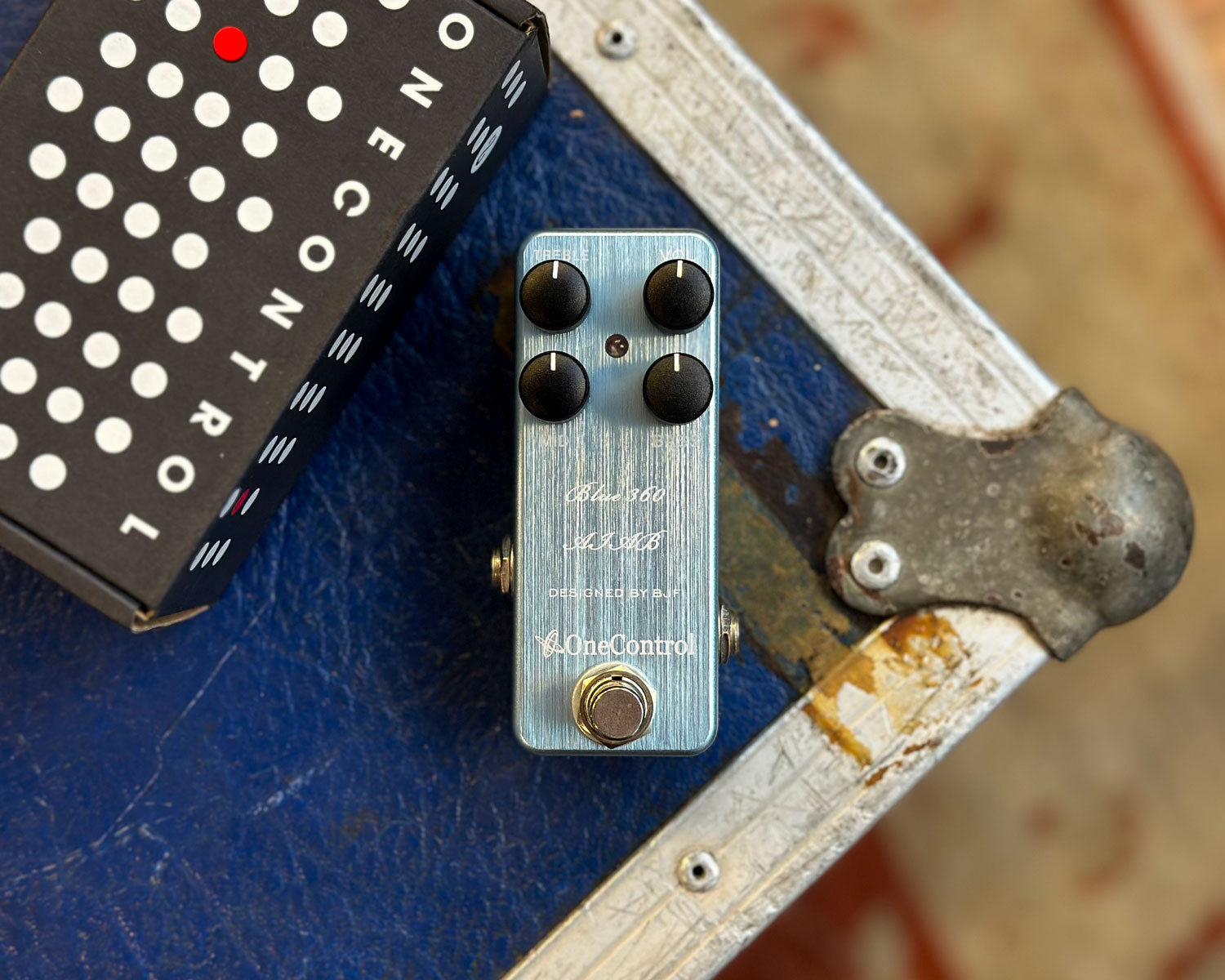 One Control Blue 360 AIAB – Found Sound
