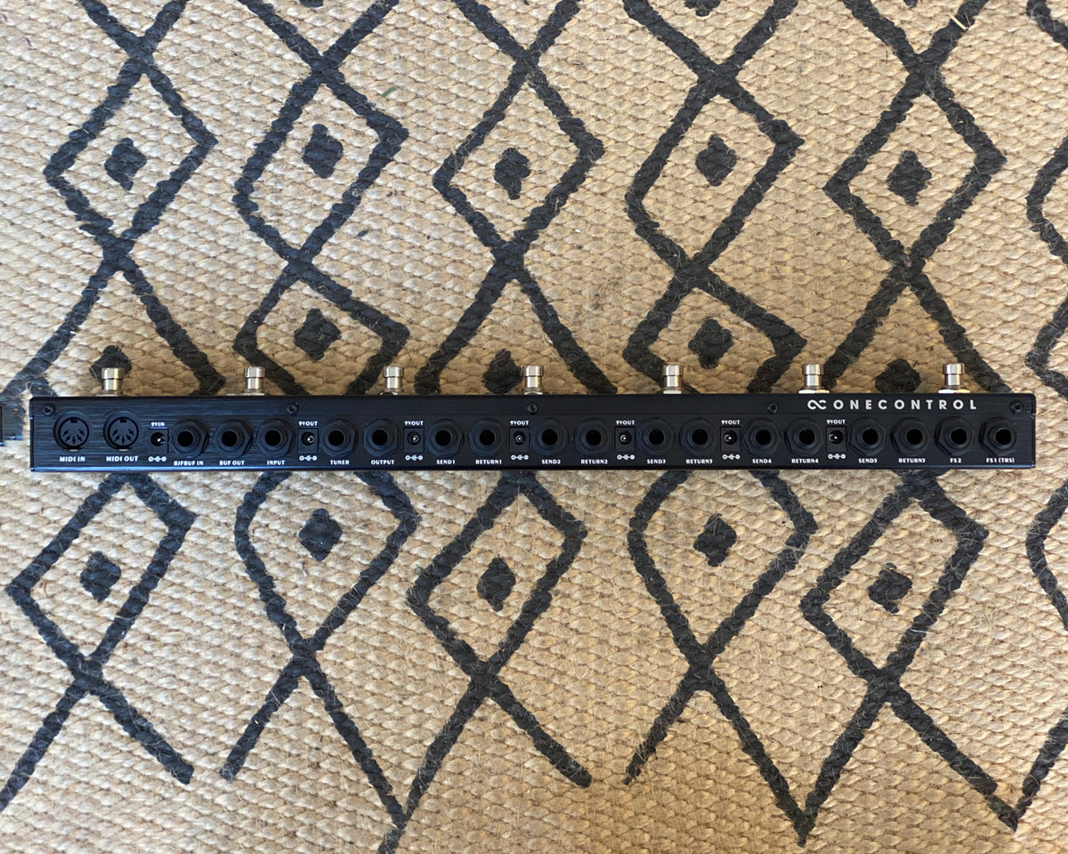 One_Control_Caiman_Tail_Loop_s