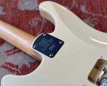 Load image into Gallery viewer, Paul Reed Smith SE Silver Sky