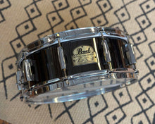 Load image into Gallery viewer, Pearl Chad Smith Signature Snare 14x5"