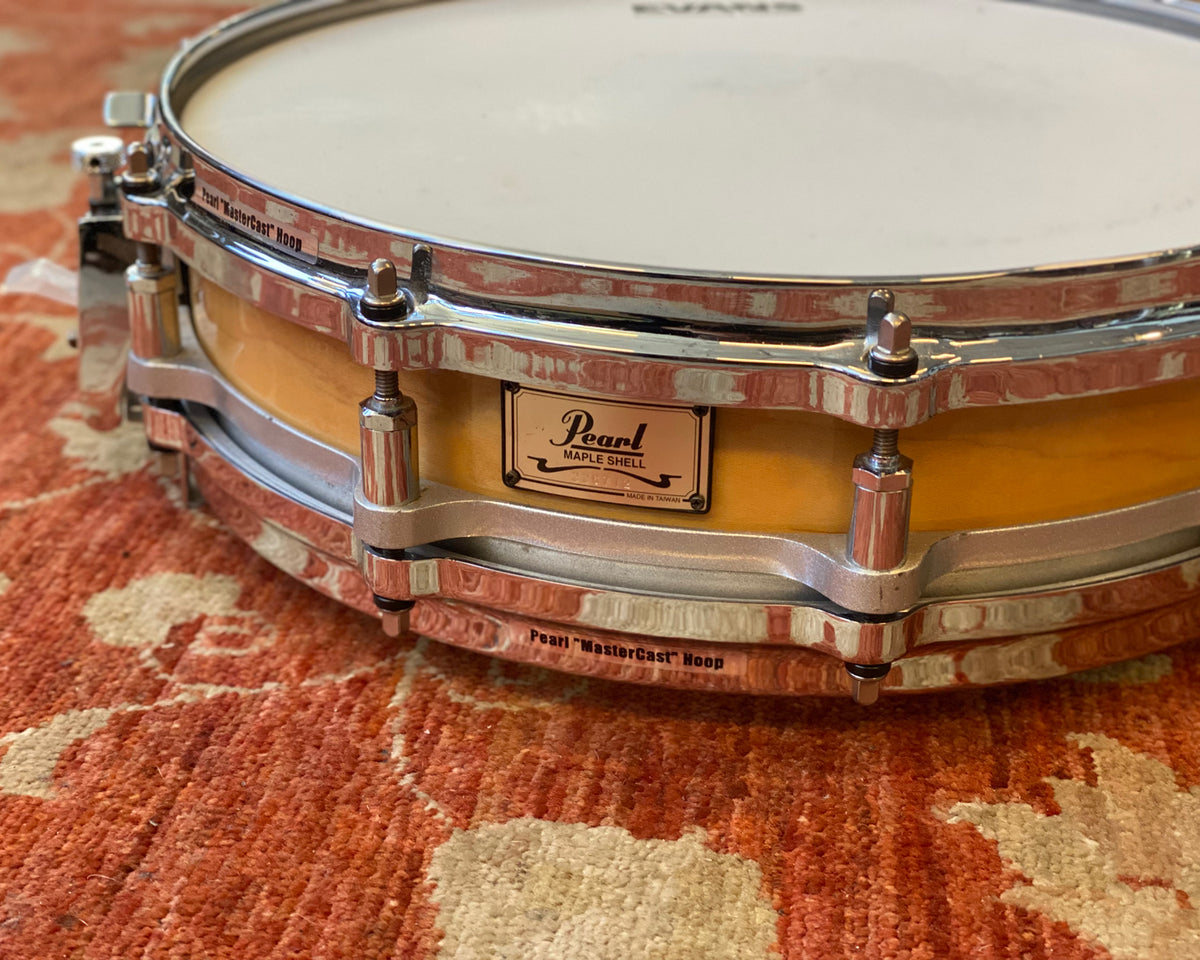 Pearl free floating maple piccolo snare drum 14 x 3.5 on sale