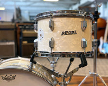 Load image into Gallery viewer, Pearl '60s President Drum Set