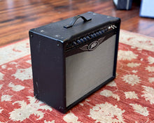 Load image into Gallery viewer, Peavey ValveKing 112 50 Watt 1x12" All Tube Guitar Amplifier