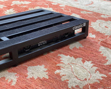 Load image into Gallery viewer, Pedaltrain Classic Pro Tour Case