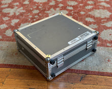 Load image into Gallery viewer, Pedaltrain Classic JR Tour Case