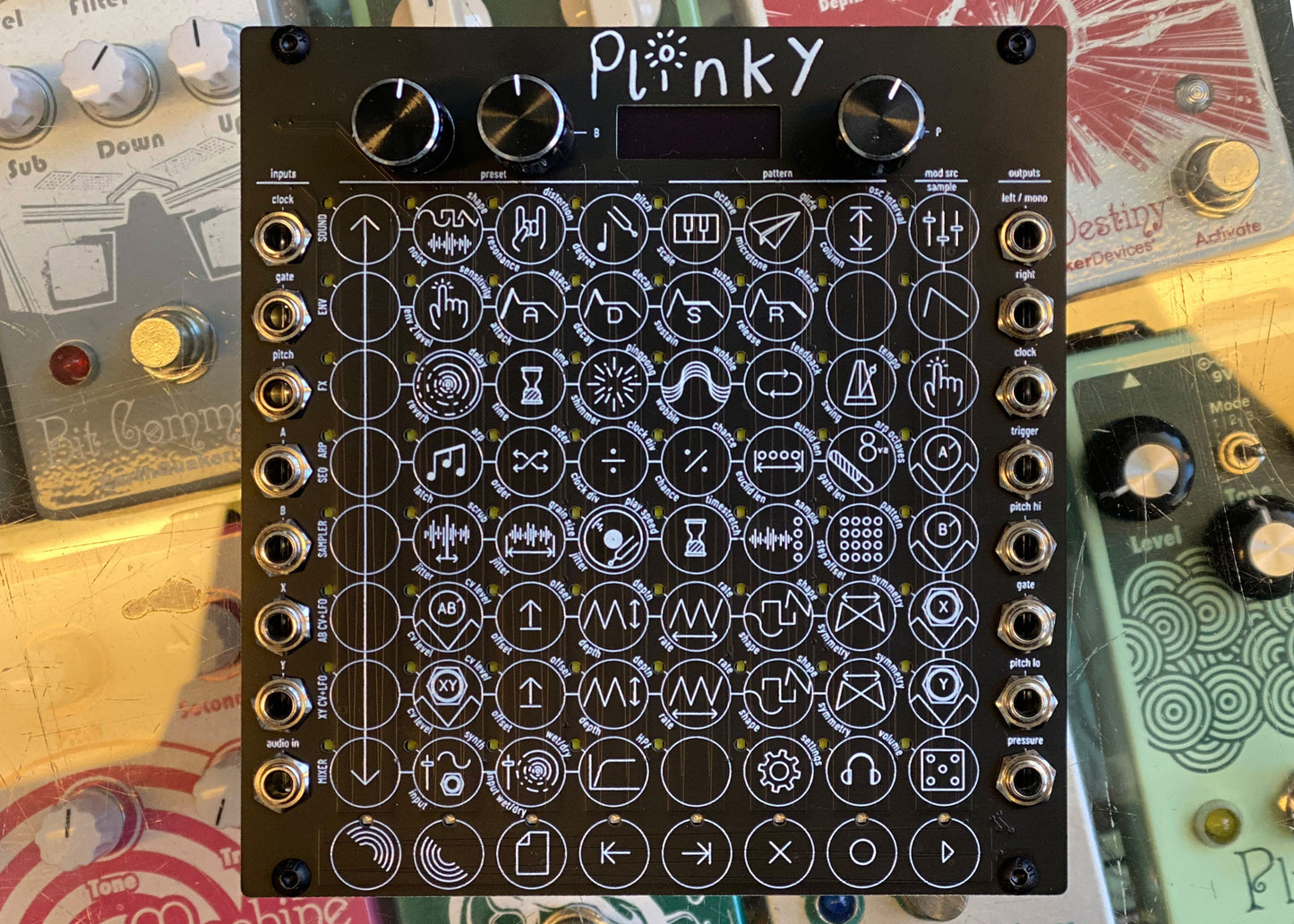 Plinky Polyphonic Touch Synthesiser
