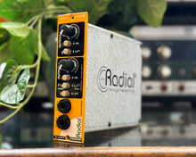 Load image into Gallery viewer, Radial X-Amp Active Reamplifier 500