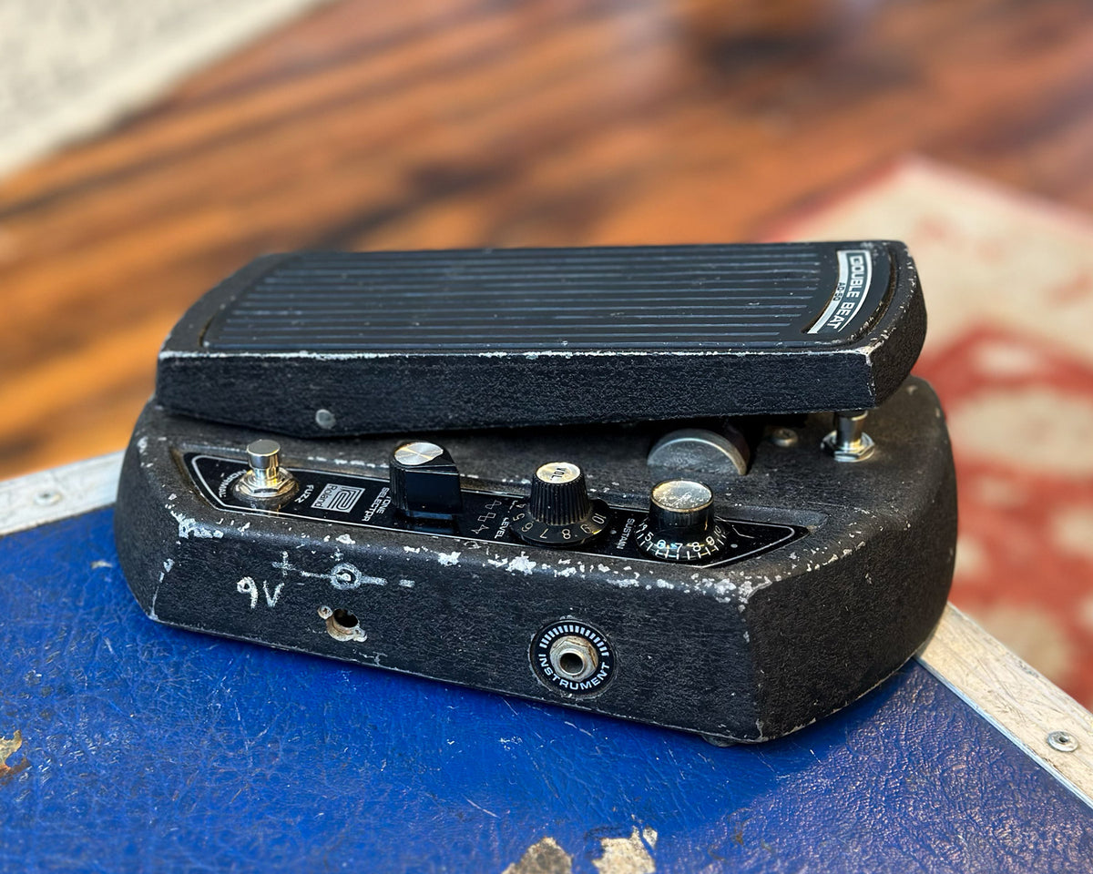 Roland AD-50 Double Beat Fuzz-Wah – Found Sound