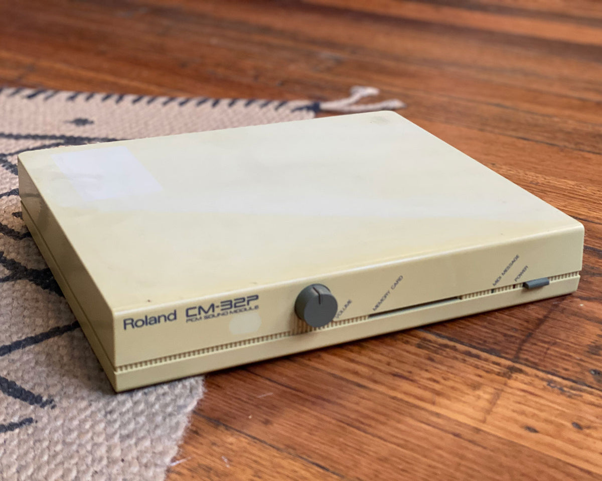 楽器、器材 Roland ローランド CM-32P 音源モジュール ◇SR6/65◇