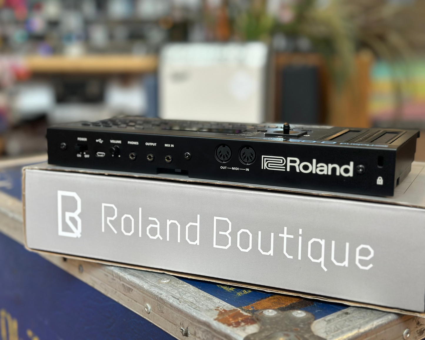 Roland D-05 Linear Synthesizer