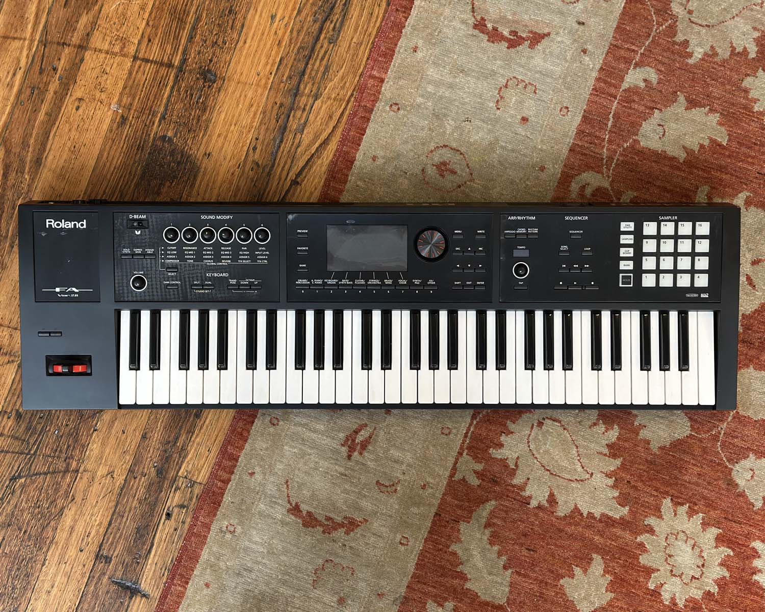 Roland FA-06 Music Workstation – Found Sound