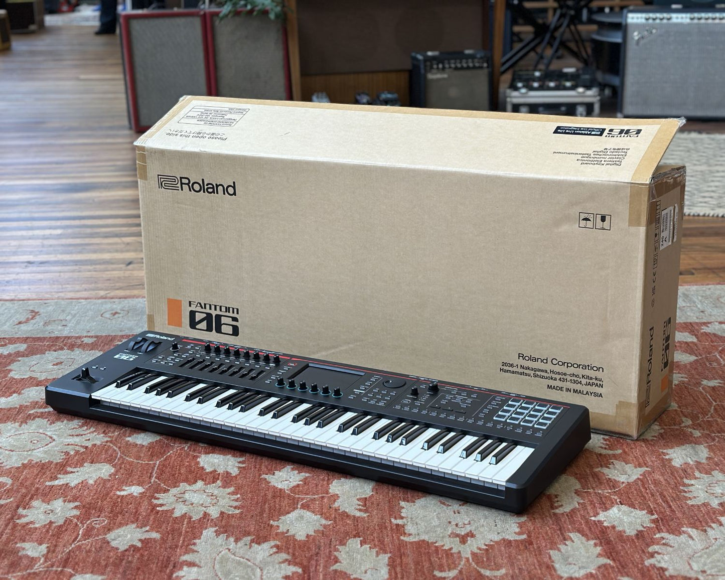 Roland FANTOM 06 61-Key Synthesizer Keyboard w/ Synth Action & Colour Touchscreen