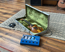 Load image into Gallery viewer, Roland G-808 Guitar Controller and GR-300 Polyphonic Synthesiser
