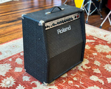 Load image into Gallery viewer, Roland GC-408 Guitar Amplifier