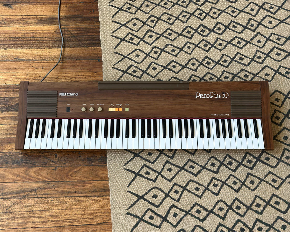 Roland HP-70 Piano Plus – Found Sound