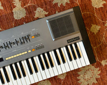 Load image into Gallery viewer, Roland HS-60