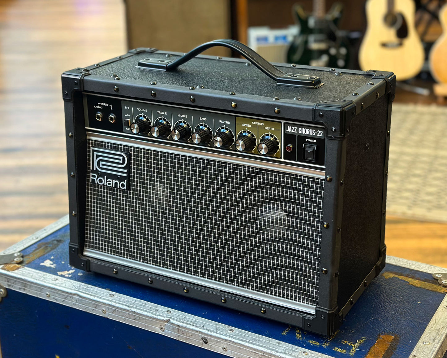 Roland JC-22 Jazz Chorus 30 Watt Twin Speaker Guitar Amplifier