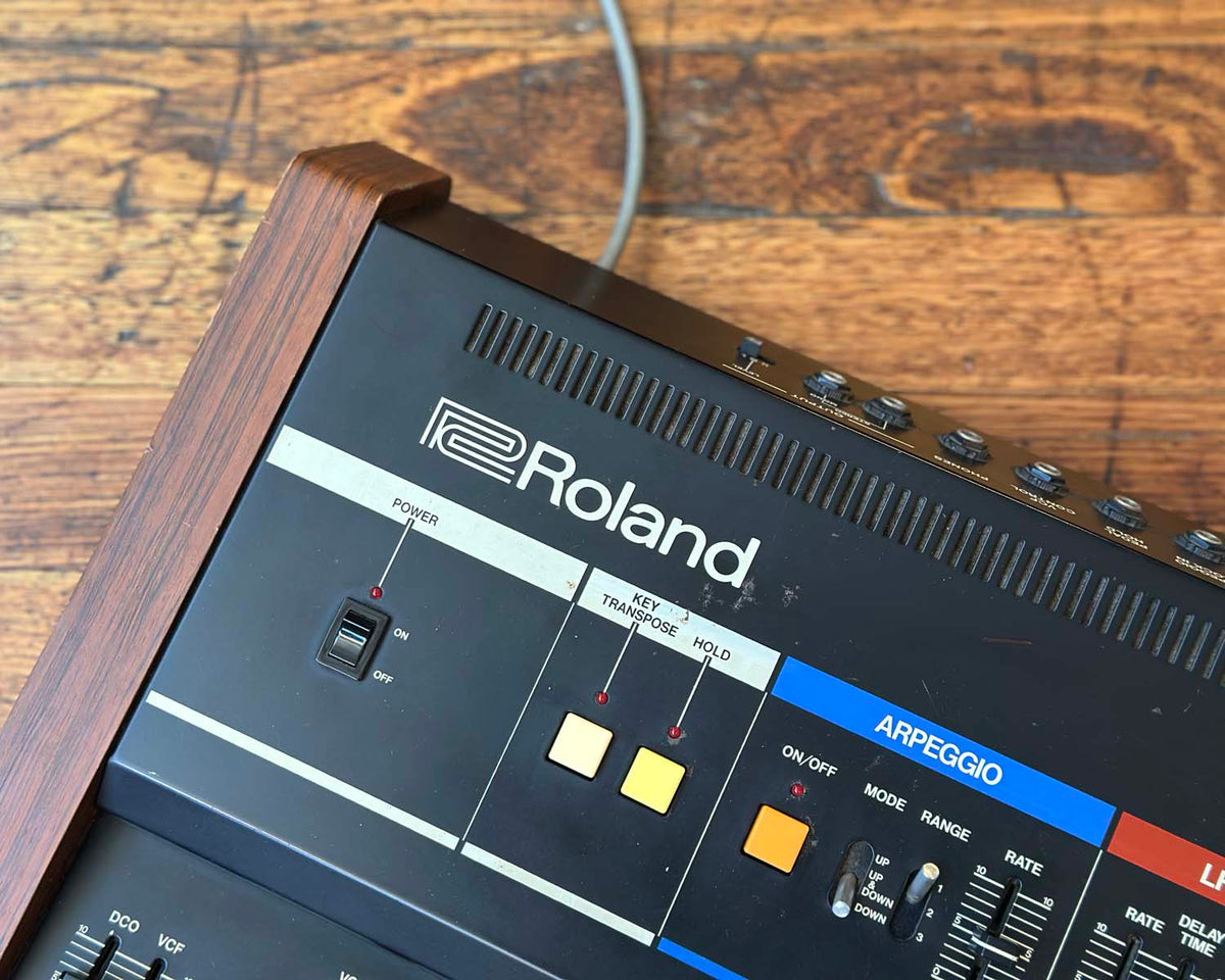 Roland Juno 6 Polyphonic Analogue Synthesiser w/JU6-KBD MIDI Mod