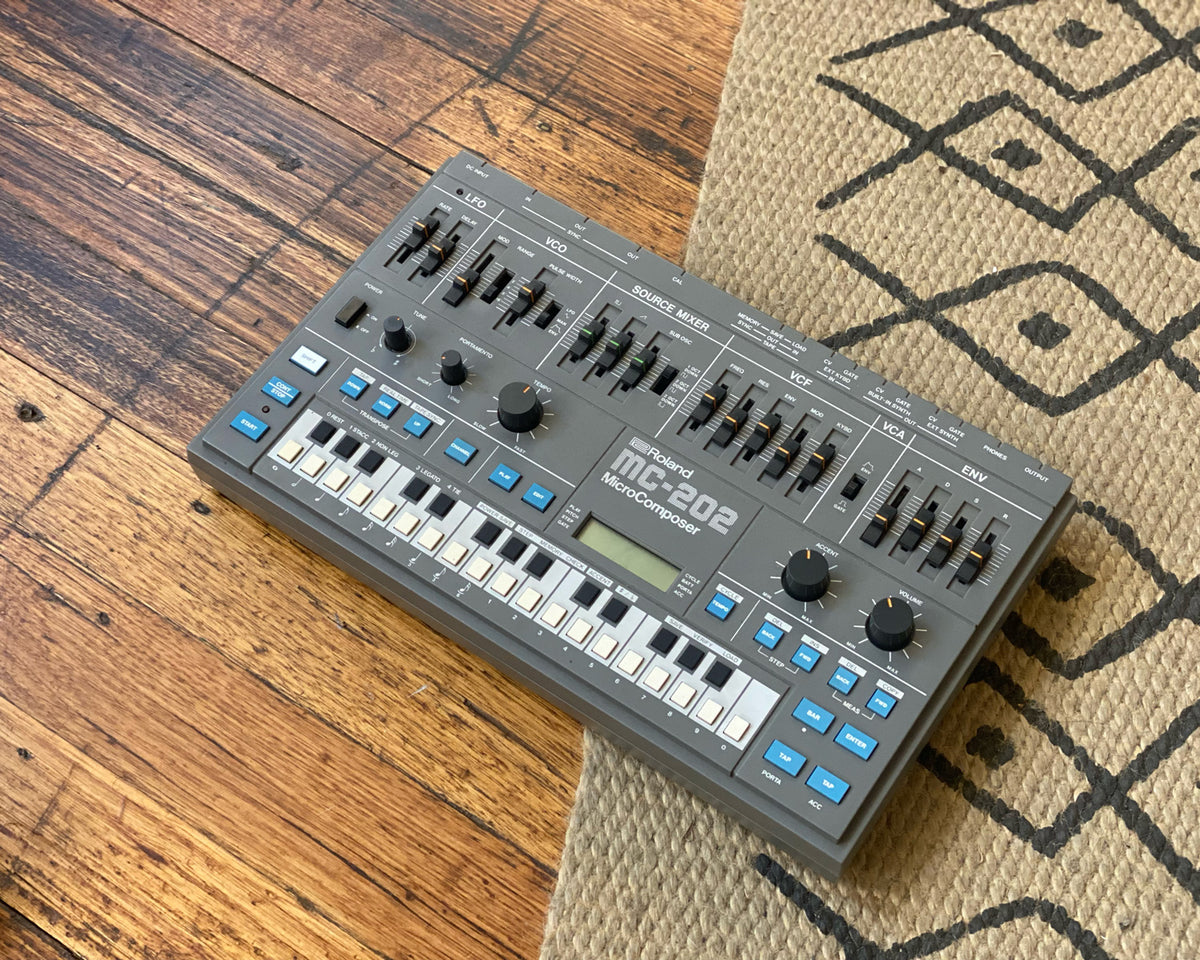 ジャンク ROLAND MC-202 Micro Composer Roland MC-202 Micro Composer Mint Rare Vintage Analog