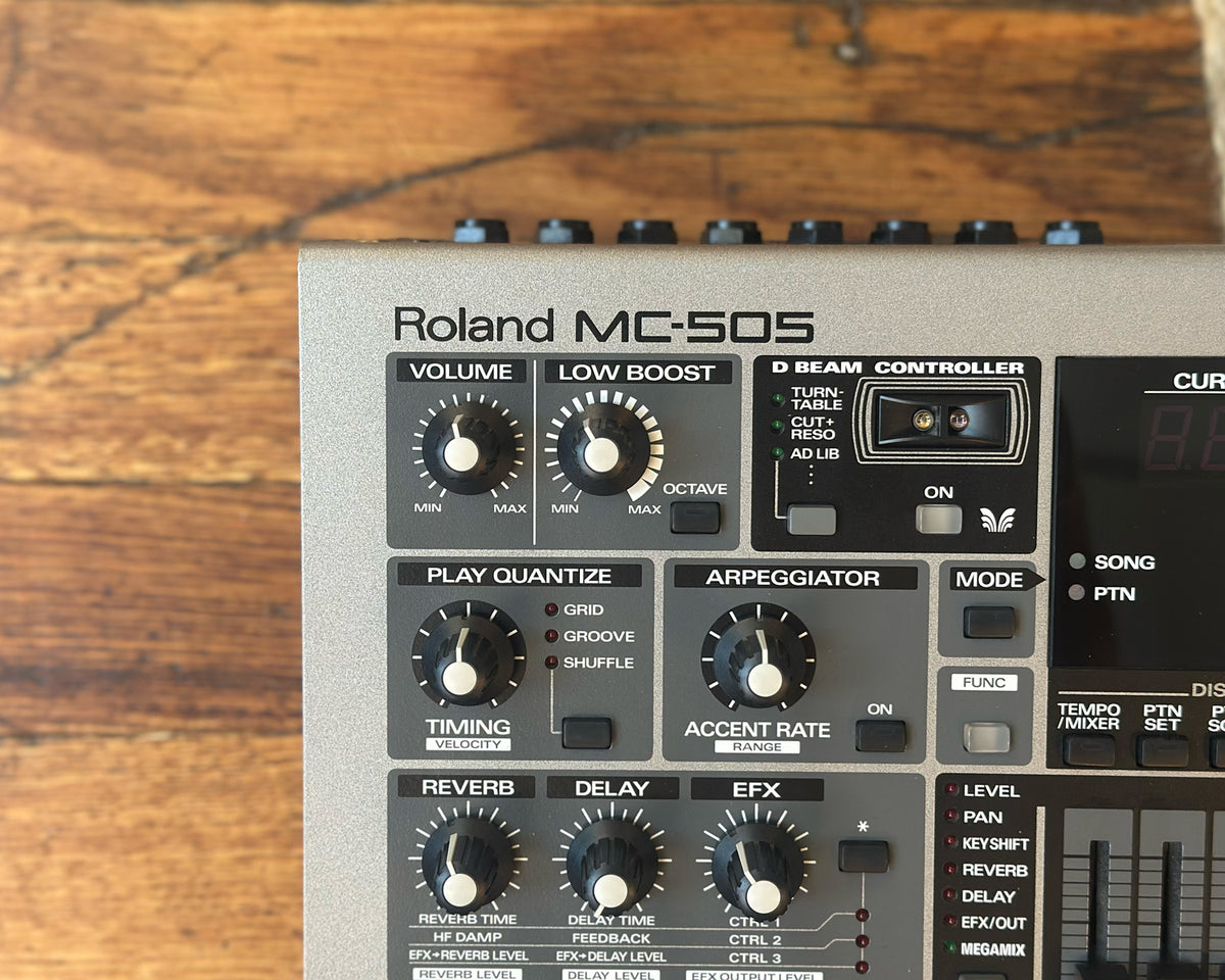 Roland MC-505 Groovebox – Found Sound